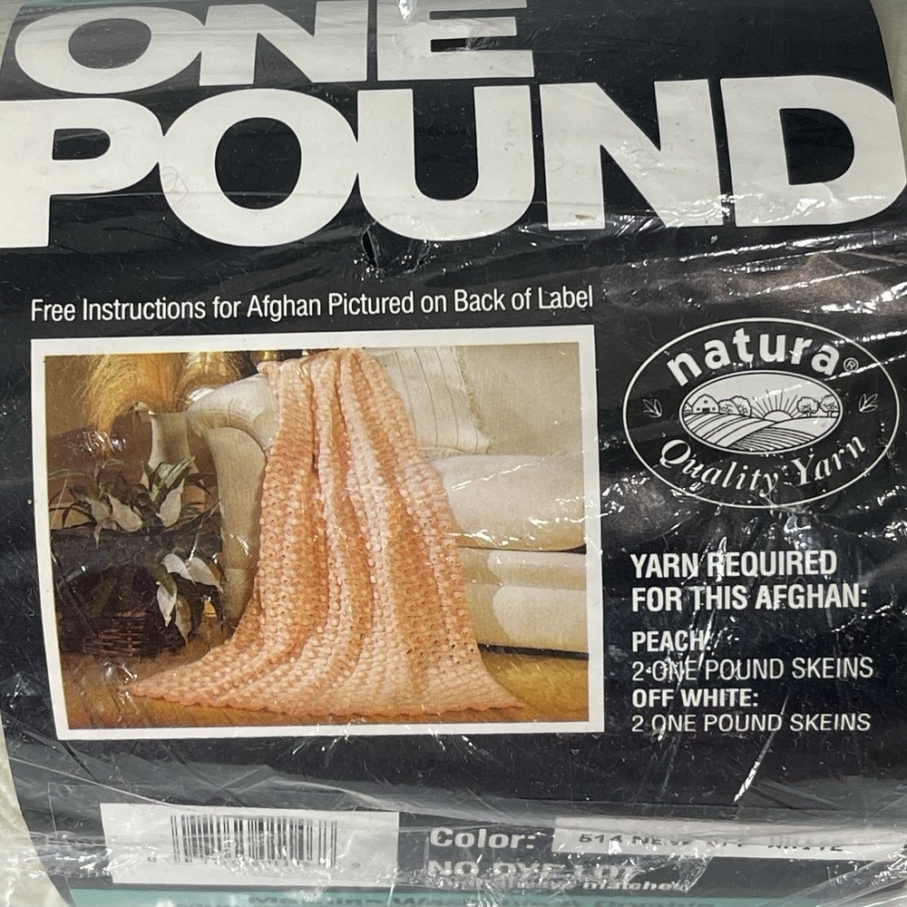 Caron Natura Deluxe Acrylic One Pound Yarn 4 Ply Worsted Off White Made In USA - Picture 2 of 6